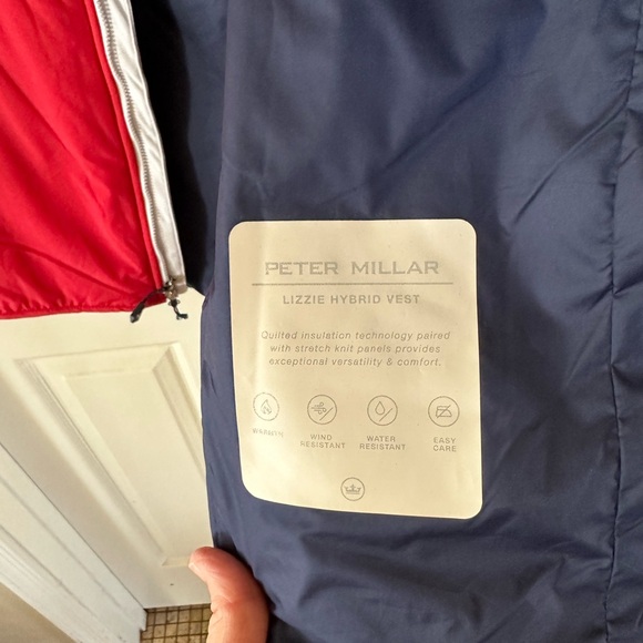 Peter Millar Ladies Golf Vest w/ Mountain Club Logo - Picture 4 of 5